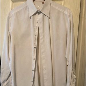 Men’s Robert Graham shirt